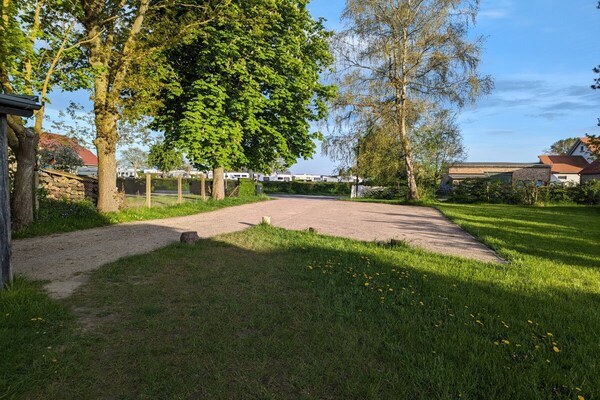 Ruime groepsaccommodatie in historische veldschuur bij Sietow, Mecklenburg - thumbnail 3