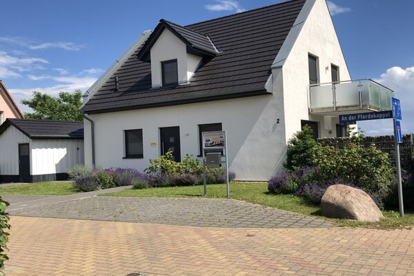 Ruim vakantiehuis met wellnessbadkamers en uitzicht op de natuur in Göhren-Lebbin - thumbnail 2