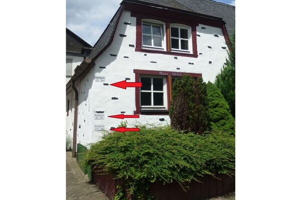 Historisch veerhuis uit 1633 direct aan de Moezel in Traben-Trarbach - thumbnail 6
