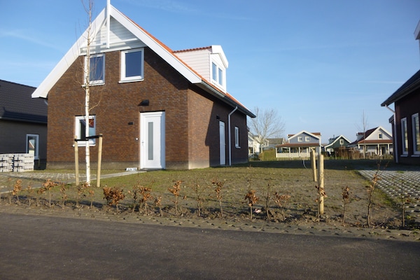 Kuifduiker 122: Vrijstaand vakantiehuis aan het meer in Simonshaven - thumbnail 5