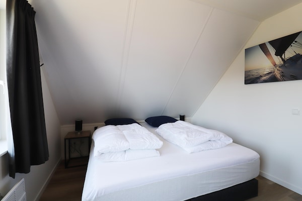Kuifduiker 122: Vrijstaand vakantiehuis aan het meer in Simonshaven - thumbnail 4
