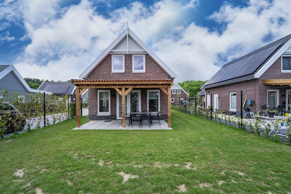 Vrijstaand vakantiehuis aan het meer in Simonshaven, met tuin en strand op loopafstand - thumbnail 6