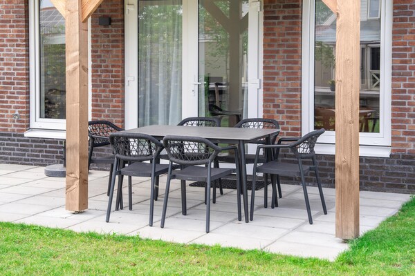 Vrijstaand vakantiehuis aan het meer in Simonshaven, met tuin en strand op loopafstand - thumbnail 5