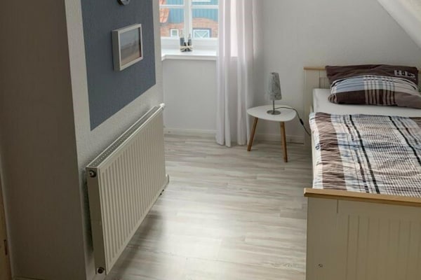 6-persoons vakantiehuis in het centrum van Nieblum - thumbnail 6