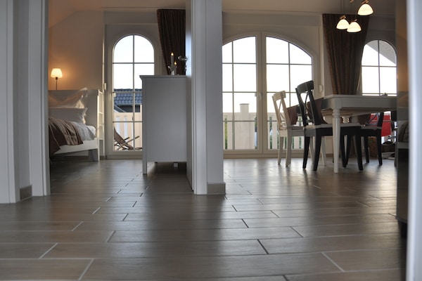 Licht appartement met balkon aan de Oostzeekust in Nienhagen - thumbnail 6