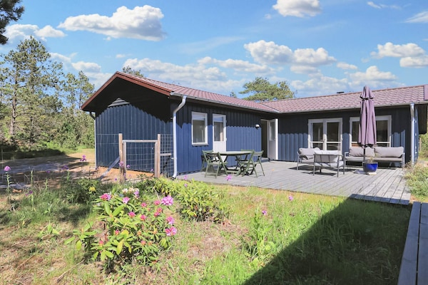 Charmant vrijstaand vakantiehuis bij Ålbæk met omheinde tuin en WLAN - thumbnail 1