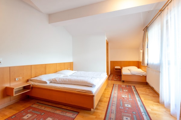 Centraal gelegen vakantiehuis in Fügen direct aan de piste - thumbnail 2
