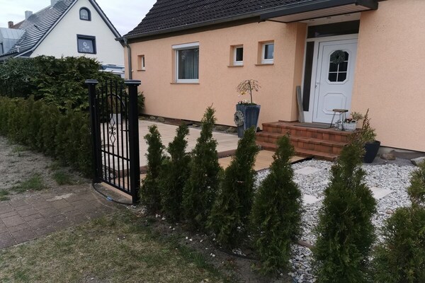 Maritiem appartement in Ueckermünde, rustig gelegen voor 4 personen - thumbnail 1