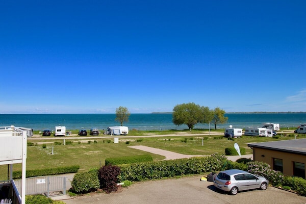 Vakantiehuis met direct uitzicht op de Oostzee in Zierow - thumbnail 2