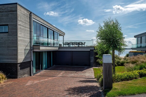 Luxe waterside villa met 4 slaapkamers aan het Veerse Meer - thumbnail 6