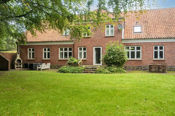 18-persoons vakantiehuis in Skjern op 1 km van de zee - thumbnail 2