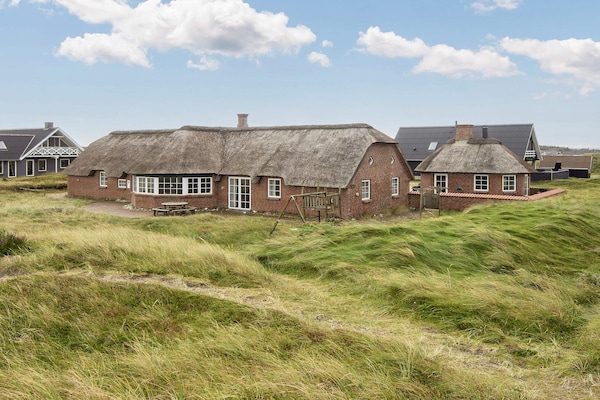 20-persoons luxe vakantiehuis aan zee in Harboøre - thumbnail 2