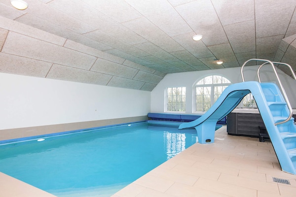 Ruim vakantiehuis met pool en sauna in Ulfborg voor 18 personen - thumbnail 4