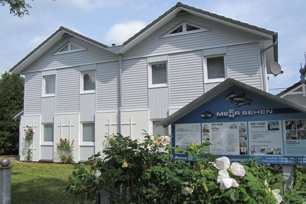 Licht vakantiehuis vlakbij zee met panoramisch uitzicht op de Oostzee - thumbnail 1