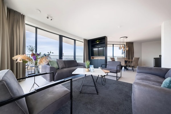 Luxe penthouse aan de Zeeuwse kust met zeezicht en terras in Breskens - thumbnail 1