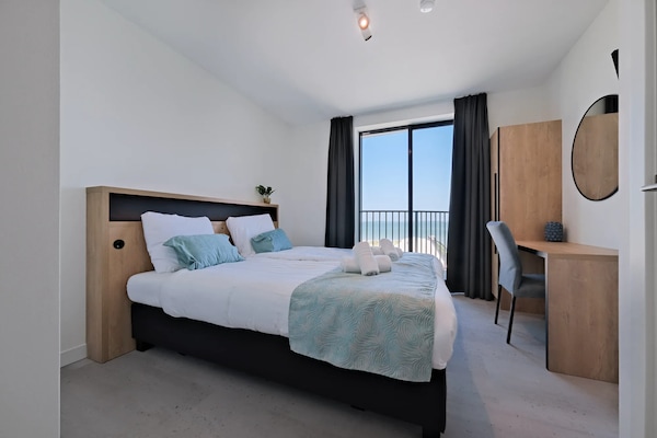 Ruim zeezichtappartement met balkon, 700m van strand Breskens - thumbnail 4