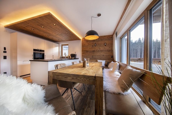 6-persoons chalet aan de piste in Neukirchen · 190 m² - thumbnail 3
