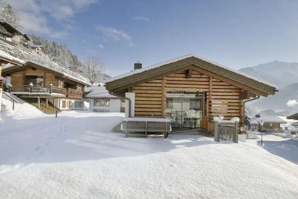 10-persoons chalet aan de piste in centrum Wald-Königsleiten - thumbnail 3