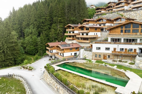 Aan de piste: Luxe Nationalpark Chalet Blindis in Neukirchen - thumbnail 4