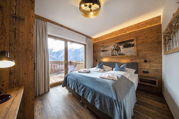 8-persoons luxe chalet aan de piste in Neukirchen · 183 m² - thumbnail 2