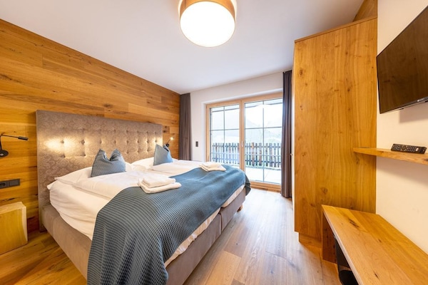 Nationalpark Chalet Schlieferspitze – Luxe chalet met skipiste op 100 meter in Neukirchen - thumbnail 4