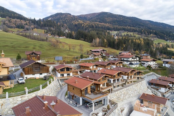 Aan de piste: Luxueus Nationalpark Chalet Wildenkogel in Neukirchen - thumbnail 1