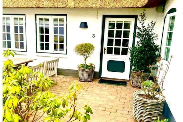 Modern vakantieappartement in hartje Keitum op Sylt - thumbnail 2