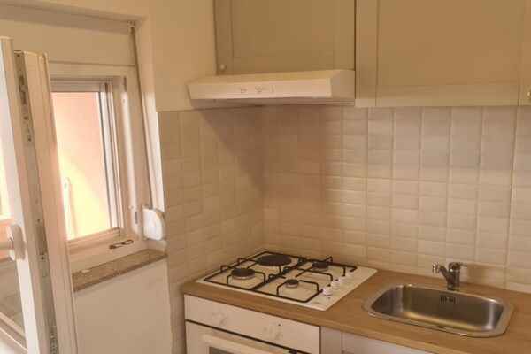 Licht appartement met terras in Vrsi voor 4 personen - thumbnail 5