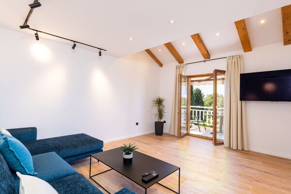 Rustiek appartement met balkon aan zee in Cavtat - thumbnail 2