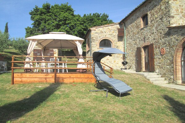 Vrijstaande Toscaanse villa met privézwembad en 6 hectare natuur bij Castelnuovo - thumbnail 5