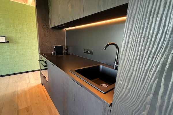 2-persoons wellness vakantiehuis met hottub in Enneille - thumbnail 5