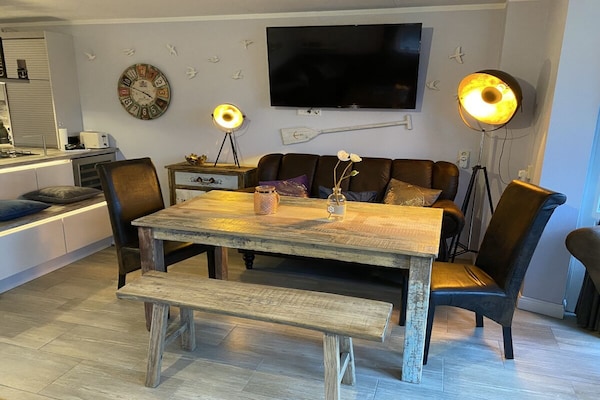 Luxe vakantiehuis aan het water met eigen aanlegsteiger in Medemblik - thumbnail 5