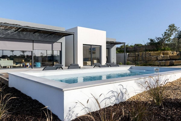 Modern vakantiehuis met privézwembad in Porches, Algarve – dichtbij strand - thumbnail 5