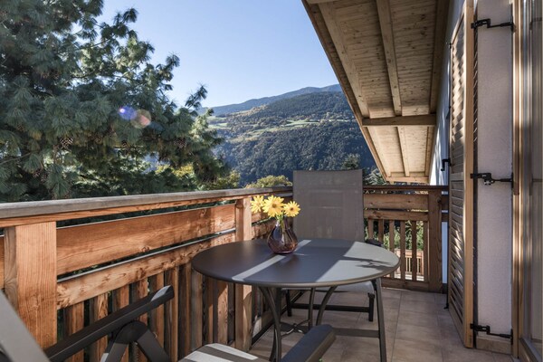 Knus appartement met zonnig balkon op 200m van hartje Brixen - thumbnail 4