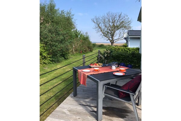 Vrijstaande bungalow aan de lagune in Groß Mohrdorf voor 2 personen - thumbnail 3