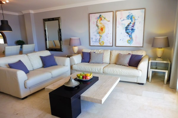 Luxe strandappartement met panoramisch zeezicht en 100m² terras in Bahia de Casares - thumbnail 6