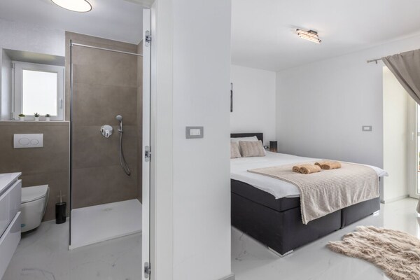 Ruim 3-slaapkamer appartement met zeezicht in Matulji - thumbnail 5