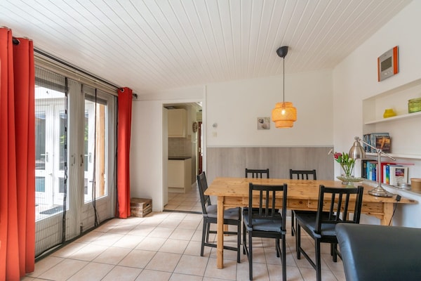 Duurzame vrijstaande bungalow met tuin, 4km van strand Sint Maartenszee - thumbnail 4