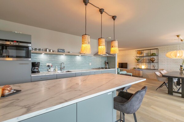 Strandleven 006: licht appartement op 500m van het strand - thumbnail 4