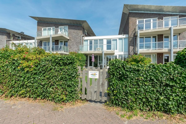 Strandleven 006: licht appartement op 500m van het strand - thumbnail 1
