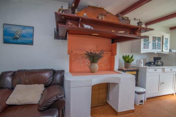 Hilltop Oasis in Veli Lošinj: Appartement met 2 Slaapkamers vlakbij Zee - thumbnail 1