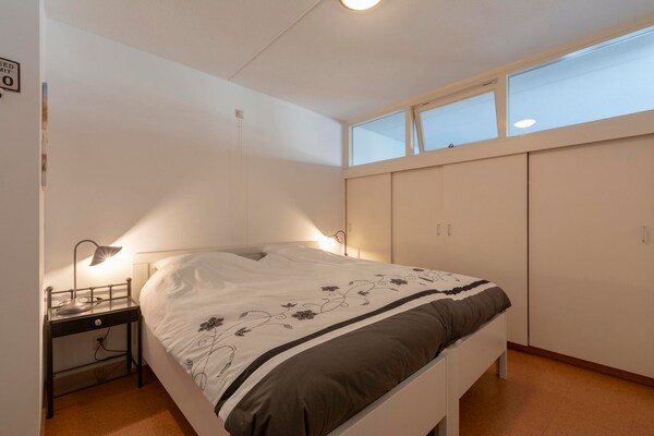 Strandslag 199: Licht appartement met duinzicht in Julianadorp aan Zee - thumbnail 4