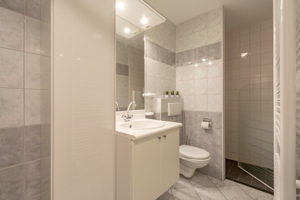Modern strandappartement met duinzicht op loopafstand van zee - thumbnail 5