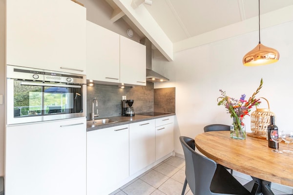 Beach Appartement 36: Modern toevluchtsoord met duinzicht in Callantsoog - thumbnail 3