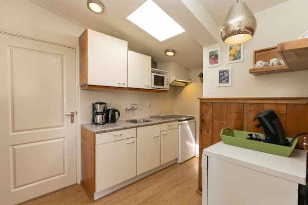 Strandhuys Mossel: Sfeervol appartement op loopafstand van het strand in De Koog - thumbnail 4