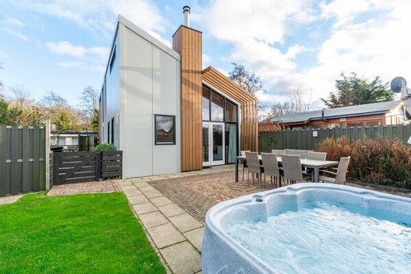 Duinvink – Energieneutrale kustvilla met jacuzzi en huisdiervriendelijke tuin - thumbnail 2