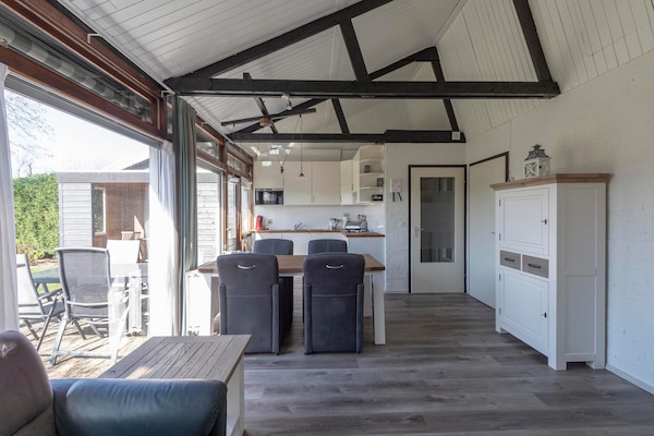 Vrijstaande bungalow op loopafstand van strand Sint Maartenszee - thumbnail 4