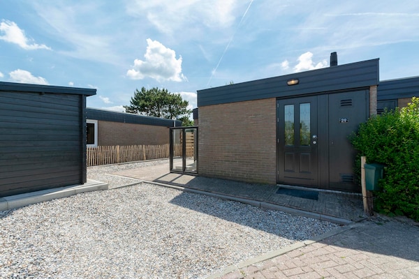 Moderne bungalow De Blenck 29: ontspanning aan de Noord-Hollandse kust - thumbnail 1