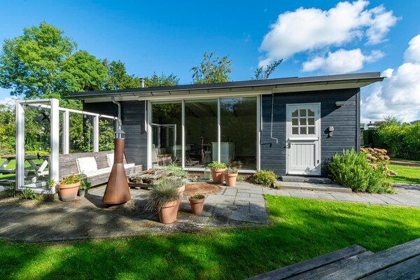 Eureka 109: Vrijstaande familiebungalow in hartje Sint Maartensvlotbrug - thumbnail 1