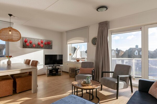 Stijlvol appartement met zicht op water, 1 km van strand Julianadorp - thumbnail 6